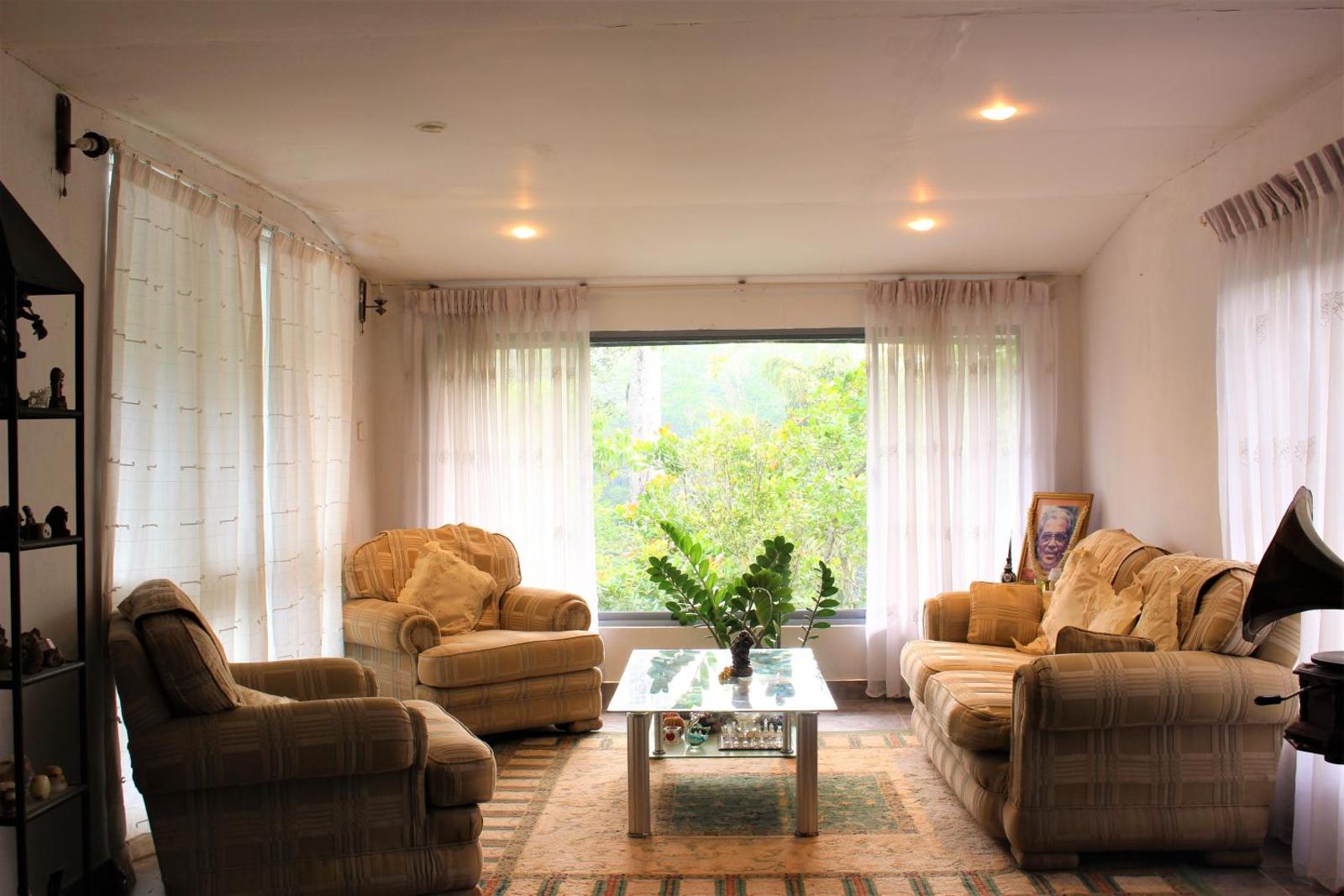 e-stay Hanthana Kandy